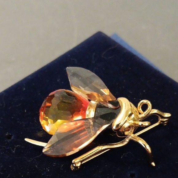 Daniel Swarovski Crystal Paradise Alipur Bumblebee Brooch - Picture 4 of 9